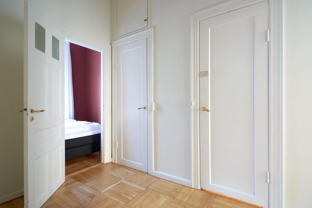 Moderen And Sleek 3Br With Bath By The Lakes And Metro Kodaň Exteriér fotografie