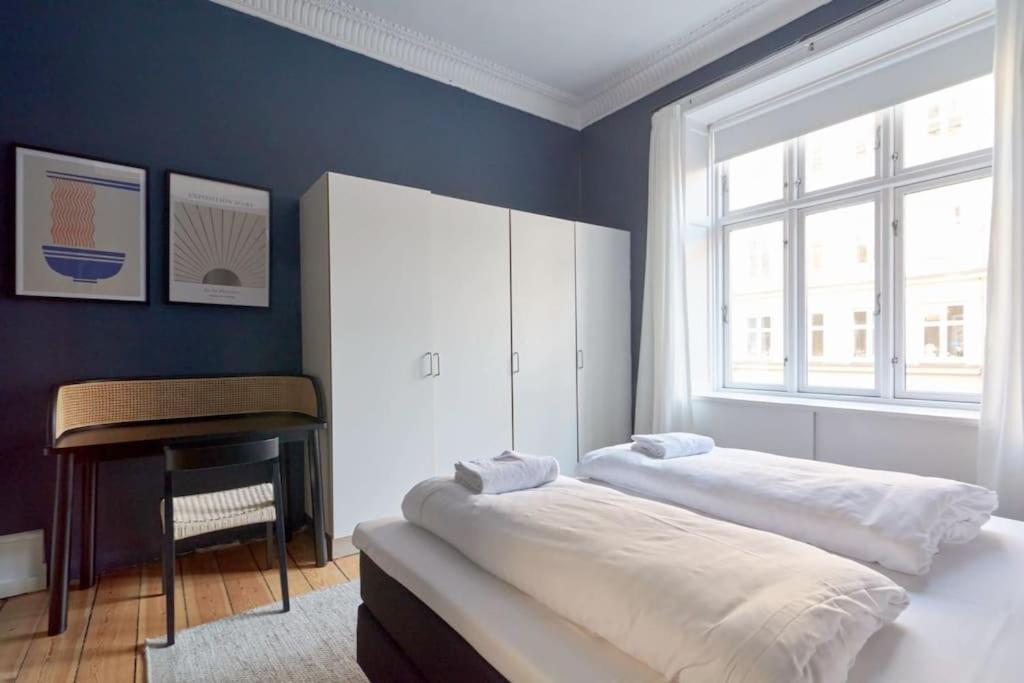Moderen And Sleek 3Br With Bath By The Lakes And Metro Kodaň Exteriér fotografie