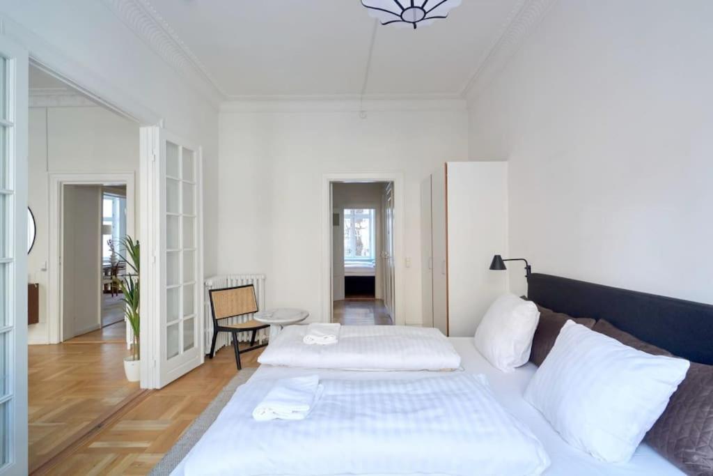 Moderen And Sleek 3Br With Bath By The Lakes And Metro Kodaň Exteriér fotografie